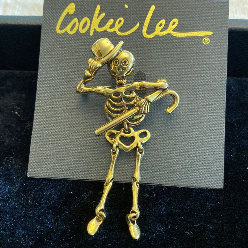 NWT👻Cookie Lee Gold Skeleton Pin